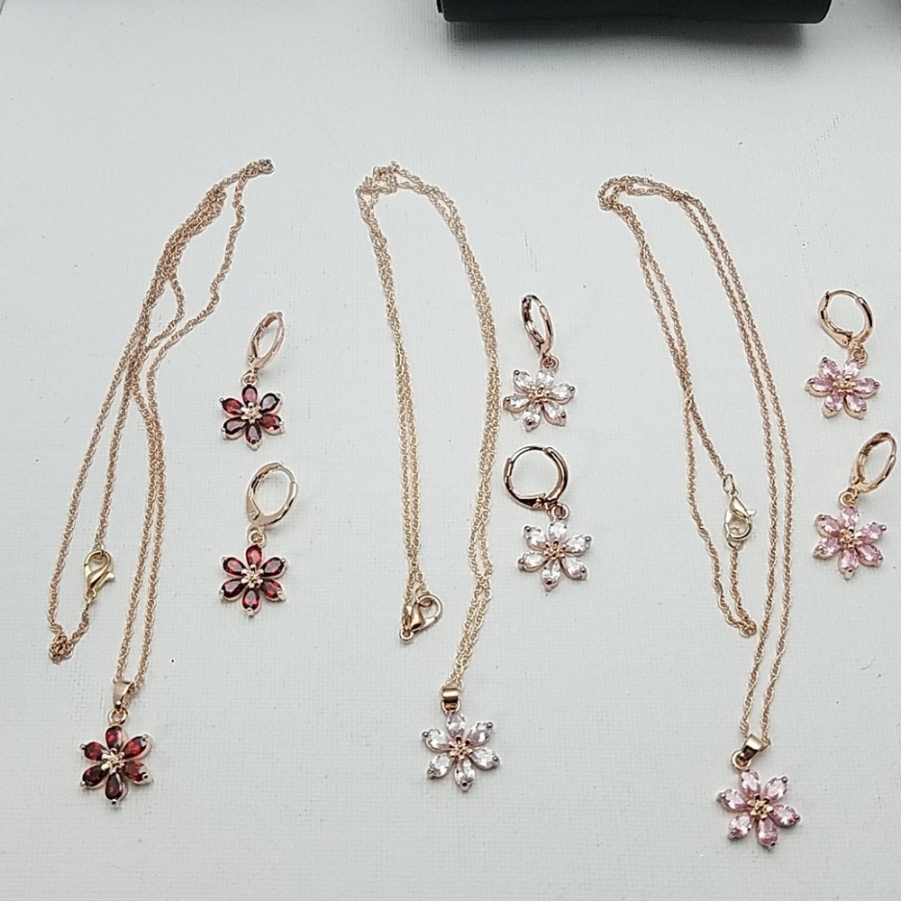 Flower Rhinestone Rose Gold Necklace Earrings 12$